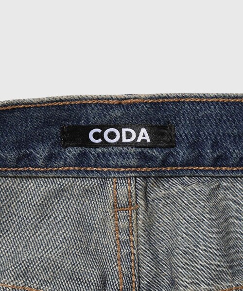 ADAM ET ROPE'(アダムエロペ)の「【CODA/コーダ】INDIGO VINTAGE WASHED DISTRESSED BREAK CUT FLARED JEANS(デニムパンツ・メンズ・ブルー系・0/1/2)」の11枚目の写真