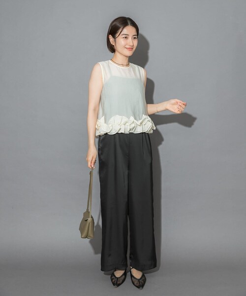 URBAN RESEARCH ROSSO（アーバンリサーチロッソ）の「フリルヘムブラウスセットアップ（つなぎ/オールインワン・レディース・OFF×BK/LBL×BR・Free）」の9枚目の写真