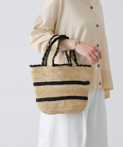 かぐれ(カグレ)の「Indego Africa ODETTE TOTE MINI(かごバッグ・レディース・NATURAL・Free)」の4枚目の写真