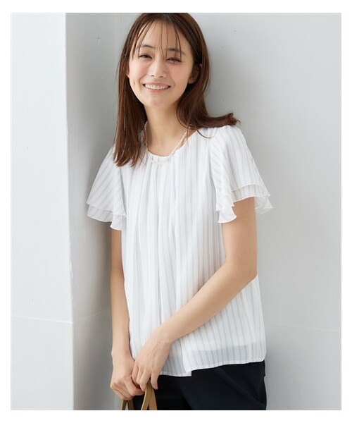 nissen（ニッセン）の「【カットソー裏地付】ジョーゼットフレアブラウス<大きいサイズ有>（シャツ/ブラウス・レディース・ネイビー/オフホワイト/サックス/ピンク/スモーキーグリーン/パープル/ボルドー/グレージュ/drop!●ラベンダー/ブルーグリーン/マスタード/drop!●モカ/キャラメル/グリーン/アプリコットオレンジ/スモーキーミント/アプリコット/ペールブルー/黒/ライラック/オフホワイト×黒ドット/オフホワイト×グレーストライプ/オフホワイト×黒ストライプ/ダスティピンク/ベージュチェック/ギンガムチェック・S/M/L/LL/3L/4L/5L/6L/8L/10L）」の21枚目の写真