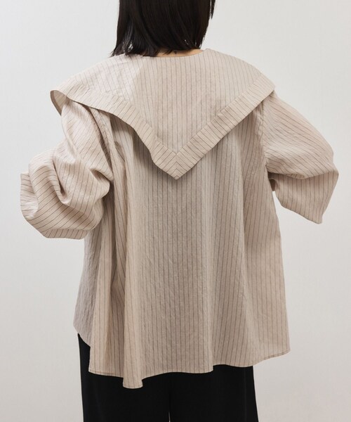 ADAM ET ROPE'(アダムエロペ)の「ワイドカラーブラウス(シャツ/ブラウス・レディース・ホワイト系/ベージュ系・F)」の8枚目の写真