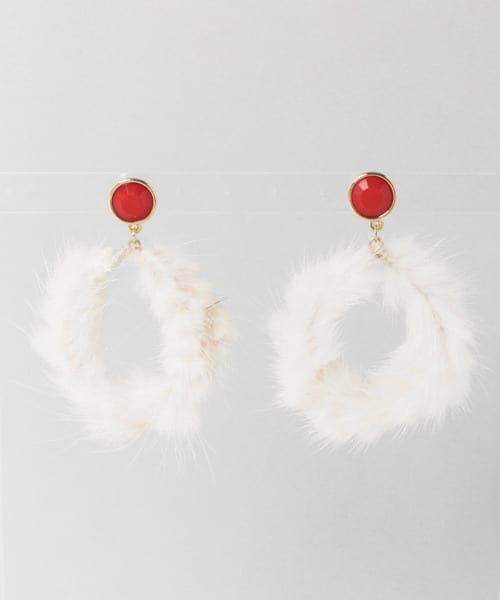 SENSE OF PLACE by URBAN RESEARCH（センスオブプレイスバイアーバンリサーチ）の「FO ファーラウンドピアス（ピアス（両耳用）・レディース・BROWN/GRAY/L.BEIGE・Free）」の3枚目の写真