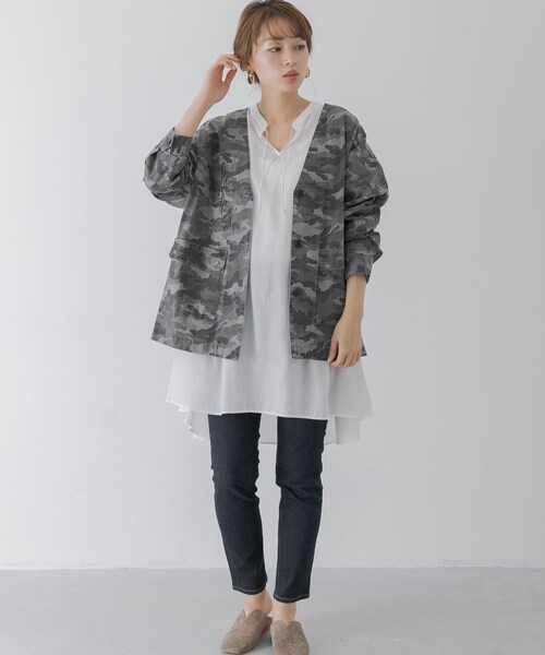 URBAN RESEARCH Sonny Label（アーバンリサーチサニーレーベル）の「『WEB限定』カモフラ柄ノーカラージャケット（ノーカラージャケット・レディース・グレー/カーキ・FREE）」の7枚目の写真