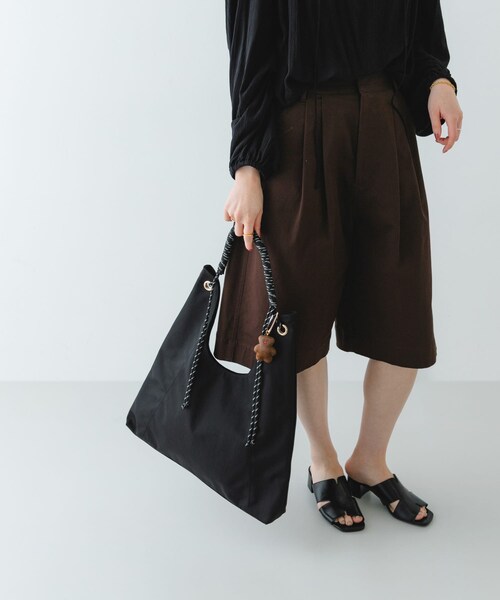 RODE SKO（ロデスコ）の「コードハンドルバッグ（トートバッグ・レディース・BLKxBLK/BEGxBRN/GRYxTAUPE・One）」の9枚目の写真