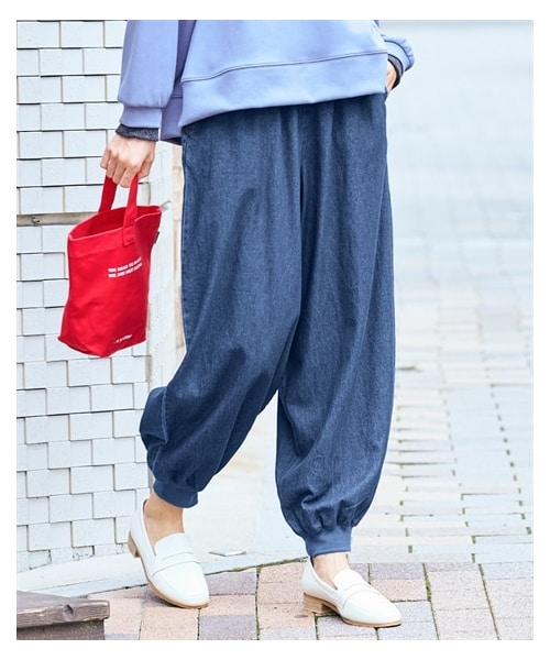 nissen（ニッセン）の「＜大きいサイズ＞楽ちんデニム裾リブパンツ（ゆったりヒップ）（パンツ・レディース・ユーズドブルー/インディゴブルー/ブリーチ・L/LL/3L/4L/5L/6L/8L/10L）」の17枚目の写真