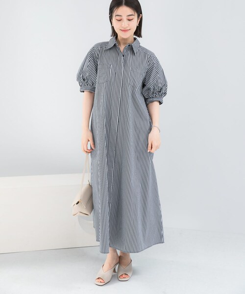 URBAN RESEARCH ROSSO（アーバンリサーチロッソ）の「『別注』ELENDEEK×ROSSO　RELAXY SHIRT ONE-PIECE（ワンピース・レディース・O.WHT/BLU/BLK・1）」の14枚目の写真