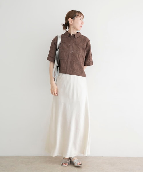 ITEMS URBANRESEARCH(アイテムズ アーバンリサーチ)の「ストレッチサテンスカート(スカート・レディース・WHT/BLK/BRN・Free)」の9枚目の写真