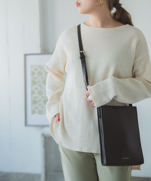 ITEMS URBANRESEARCH(アイテムズ アーバンリサーチ)の「ボックスショルダーバッグ(ショルダーバッグ・レディース・OFF/GRY/BLK・-)」の16枚目の写真