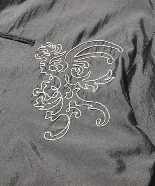 ADAM ET ROPE'(アダムエロペ)の「【mando/マンド】china jacket gunmetal(その他アウター・メンズ・チャコール・2/3)」の5枚目の写真