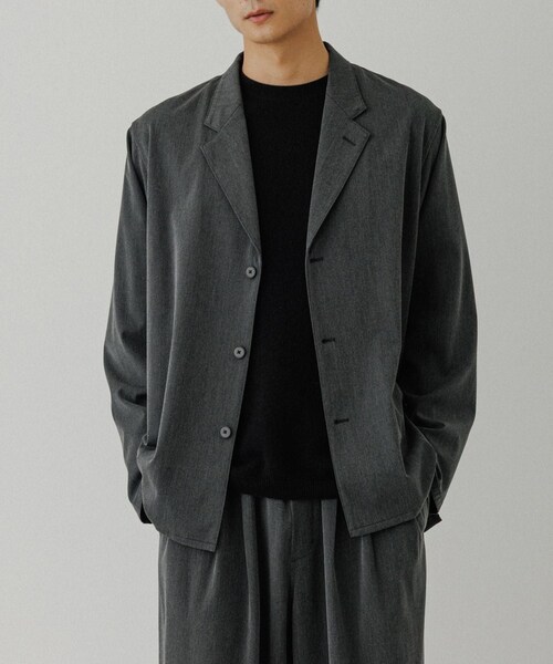 ADAM ET ROPE'(アダムエロペ)の「4WAY ストレッチ ツイル イージー ジャケット / セットアップ対応(テーラードジャケット・メンズ・ブラック/チャコール/カーキ・L/M)」の15枚目の写真