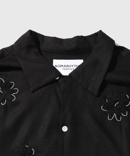 ADAM ET ROPE'(アダムエロペ)の「【NOMARHYTHM TEXTILE for ADAM ET ROPE'】EX Flower Embroidery SS Shirt(シャツ/ブラウス・レディース・ブラック/ホワイト・S)」の13枚目の写真