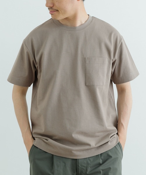 ITEMS URBANRESEARCH（アイテムズ アーバンリサーチ）の「『吸水速乾/イージーケア/UVカット』高機能TC天竺 ポケットTシャツ（Tシャツ/カットソー・メンズ・BLU/WHT/GREIGE/CHA・M/L）」の3枚目の写真