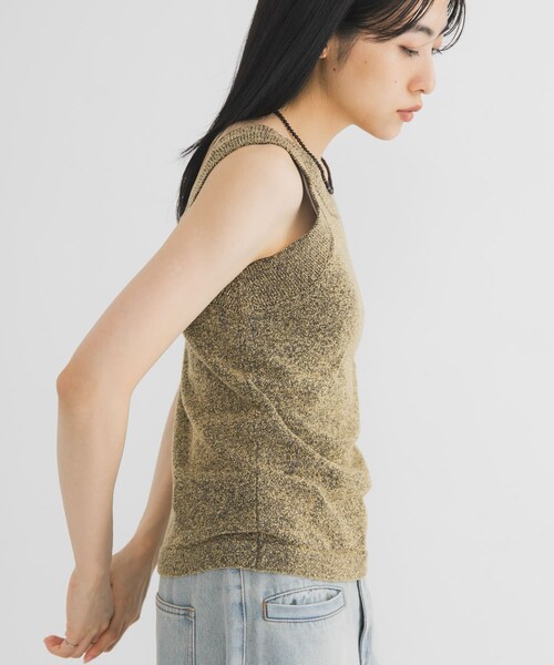 KBF(ケイビーエフ)の「2WAYニットタンクトップ(タンクトップ・レディース・BLACK/BROWN/BEIGE・One)」の15枚目の写真