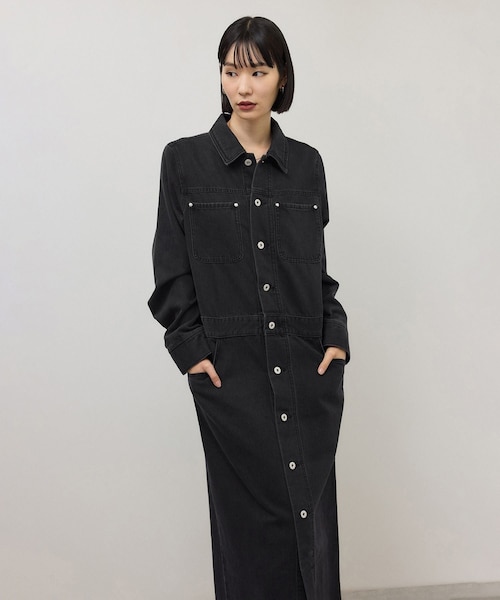ADAM ET ROPE'(アダムエロペ)の「【WEB限定】デニムシャツロングワンピース(シャツワンピース・レディース・ブラック/ブルー・36/38)」の2枚目の写真