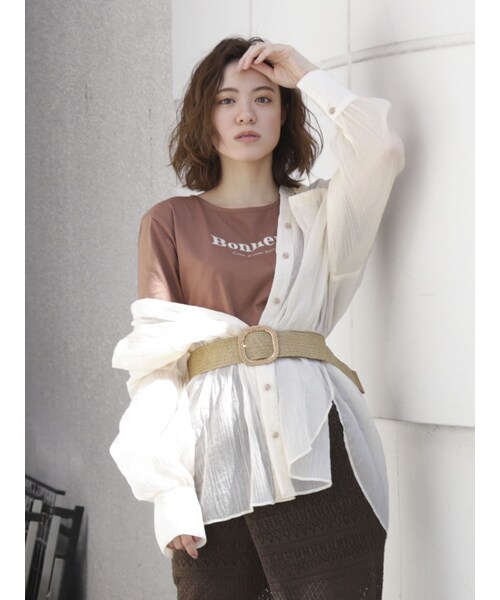 dazzlin（ダズリン）の「シャインカラーリラックスシャツ（シャツ/ブラウス・レディース・ブラウン/アイボリー/ピスタチオ/ピンク/ミントグリーン・F）」の7枚目の写真