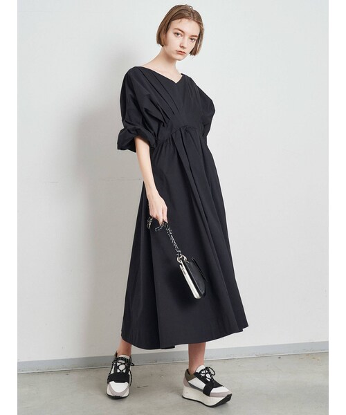 ELENDEEK（エレンディーク）の「F&F RADIAL TUCK OP（ワンピース・レディース・オフホワイト/ブラック/イエロー/ヌード/カーキ・01/02）」の19枚目の写真