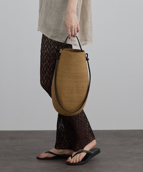 ADAM ET ROPE'（アダムエロペ）の「【J'aDoRe・一部店舗限定】【KAMARO'AN（カマロアン）】Gourd Bucket Bag（かごバッグ・レディース・キナリ・F）」の4枚目の写真