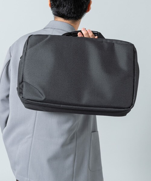 RODE SKO（ロデスコ）の「撥水タック3WAYリュックサック（バックパック/リュック・メンズ・BLACK/CHARCOAL・one）」の7枚目の写真