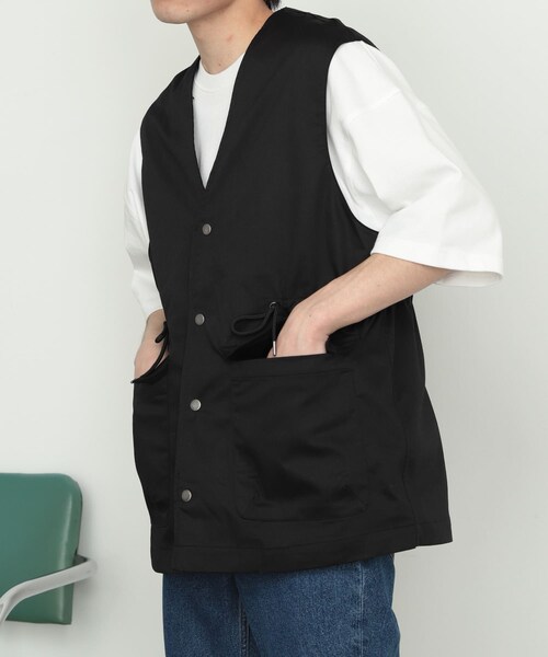 SENSE OF PLACE by URBAN RESEARCH（センスオブプレイスバイアーバンリサーチ）の「『ユニセックス』ハンティングベスト（テーラードジャケット・メンズ・GREIGE/BLACK/KHAKI・M/L）」の17枚目の写真