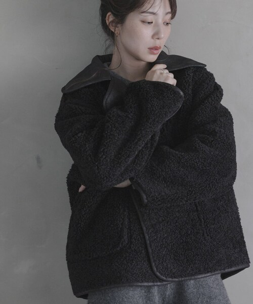 URBAN RESEARCH Sonny Label（アーバンリサーチサニーレーベル）の「リバーシブルフェイクムートンボアコート（ムートンコート・レディース・ブラック/ブラウン・Free）」の10枚目の写真