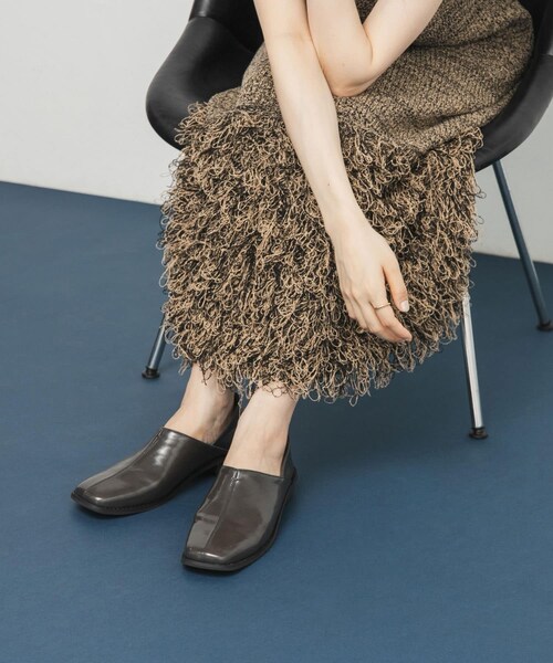 KBF（ケイビーエフ）の「センターステッチスクエアトゥスライドシューズ（その他シューズ・レディース・BLACK/CHARCOAL・36/37/38）」の14枚目の写真