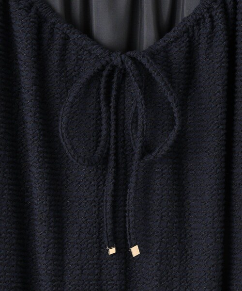 ROPE'(ロペ)の「【一部店舗限定】【REALM(レルム)】SHEER PUFF SLEEVE DRESS|フロントリボンワンピース(ワンピース・レディース・ブラック/ネイビー・38)」の21枚目の写真