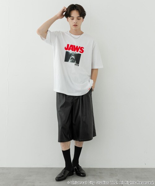 SENSE OF PLACE by URBAN RESEARCH（センスオブプレイスバイアーバンリサーチ）の「『別注』SENSE OF PLACE×JAWS　プリントT-SHIRTS/B（Tシャツ/カットソー・メンズ・WHITE/CHARCOAL/BLUE・M/L）」の8枚目の写真