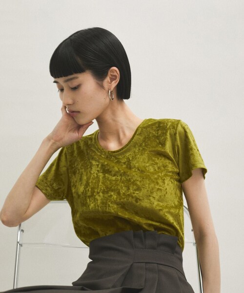 ADAM ET ROPE'（アダムエロペ）の「クラッシュベロアTシャツ（Tシャツ/カットソー・レディース・オフホワイト/ダークブラウン/モスグリーン/ブルー系/ピンク・F）」の18枚目の写真