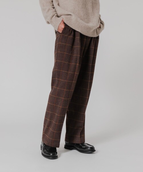 URBAN RESEARCH（アーバンリサーチ）の「new basic　DRY WOOL SLACKS PANTS（その他パンツ・メンズ・NAVY/CHECK・M/L/XL）」の22枚目の写真