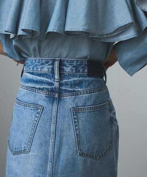 ADAM ET ROPE'(アダムエロペ)の「【WEB限定】リメイクライクデニムスリットスカート(デニムスカート・レディース・チャコール/ブルー系/サックス・M/S)」の20枚目の写真