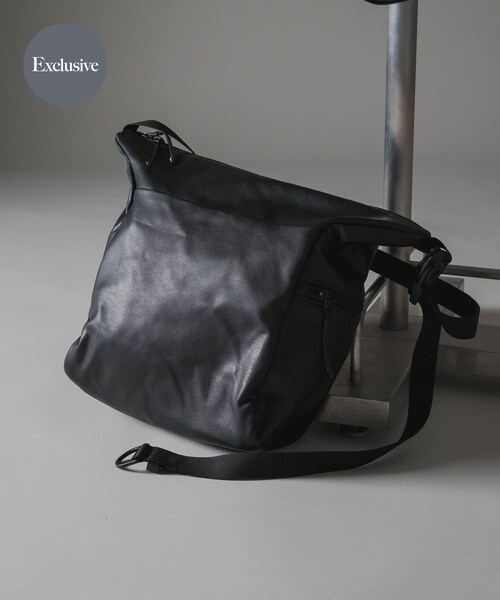 URBAN RESEARCH（アーバンリサーチ）の「『別注』BAICYCLON by bagjack×URBAN RESEARCH　SHOULDER BAG SMALL（ショルダーバッグ・メンズ・BLACK・Free）」の2枚目の写真