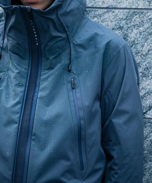 URBAN RESEARCH（アーバンリサーチ）の「『別注』DESCENTE ALLTERRAIN×URBAN RESEARCH　CREAS（マウンテンパーカー・メンズ・GRAPHITE・M/L/O）」の10枚目の写真