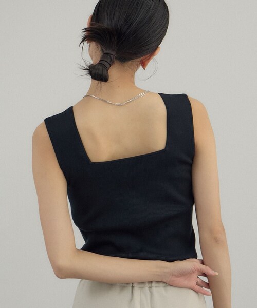 ADAM ET ROPE'（アダムエロペ）の「シルクリブタンクトップ（タンクトップ・レディース・ブラック/オフホワイト/ベージュ・F）」の10枚目の写真