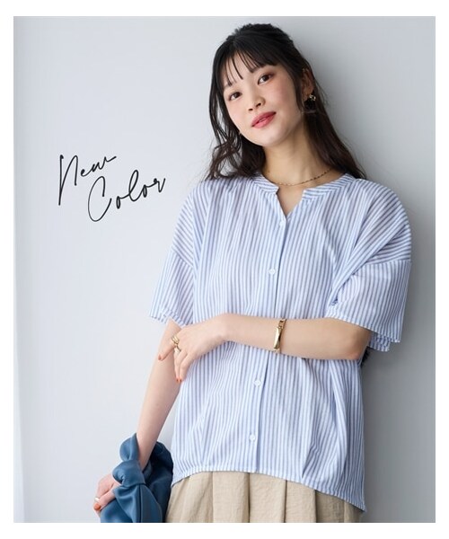 nissen（ニッセン）の「＜大きいサイズ＞美ラクRUタッチフロントタック５分袖キーネックブラウス（接触冷感・抗菌防臭・UVカット）（シャツ/ブラウス・レディース・黒/チャコールグレー/ラズベリー/オフホワイト系ストライプ・【没】S/【没】M/L/LL/3L/4L/5L/6L/8L/10L）」の22枚目の写真