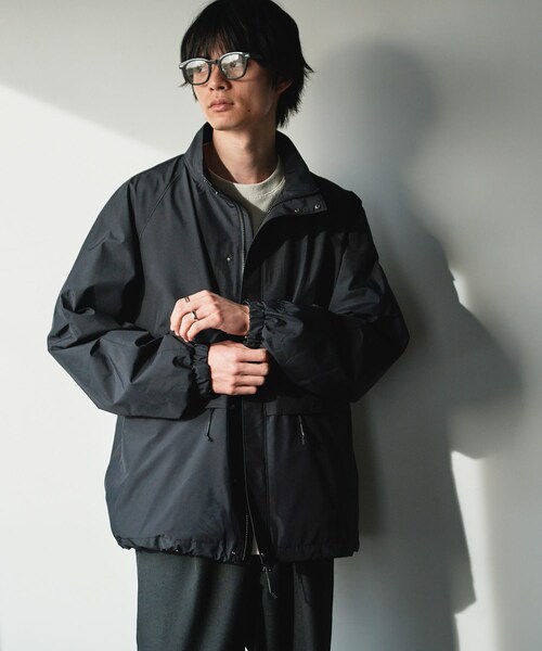 URBAN RESEARCH DOORS(アーバンリサーチドアーズ)の「『別注』Foxfire×DOORS ゴアテックスブルゾン(ブルゾン・メンズ・BLUE CCL/ECRU/CHARCOAL/BLACK・M/L/XL)」の18枚目の写真