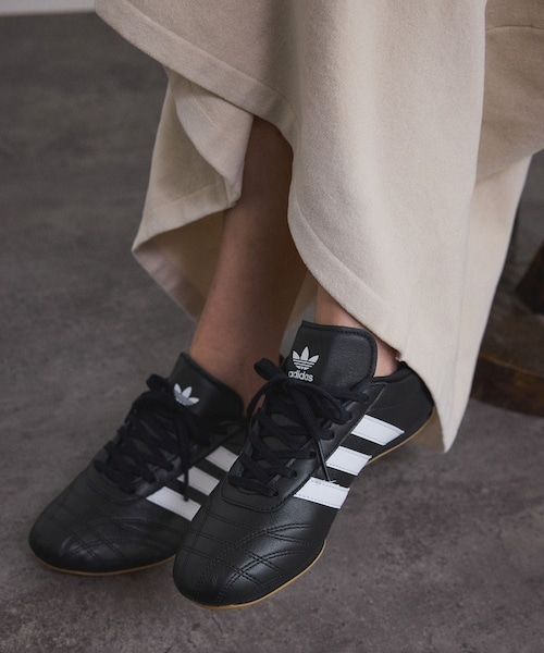 ADAM ET ROPE'(アダムエロペ)の「【J'aDoRe・店舗限定】【adidas(アディダス)】TEAKWONDO LACE W(スニーカー・レディース・ブラック/ホワイト・22.5/23.5/24.5/25.0)」の17枚目の写真