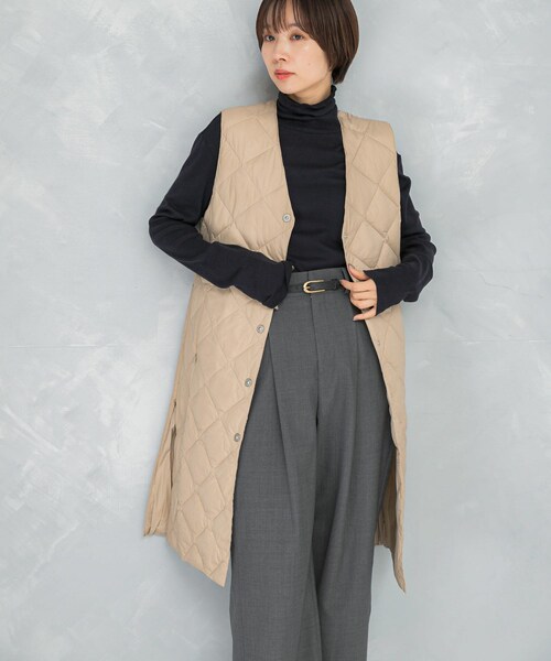 URBAN RESEARCH ROSSO（アーバンリサーチロッソ）の「TAION　VNECK LONG DOWN GILET（その他アウター・レディース・OFFWHITE/BLACK/DCHOCO/GBEIGE・M/L）」の4枚目の写真