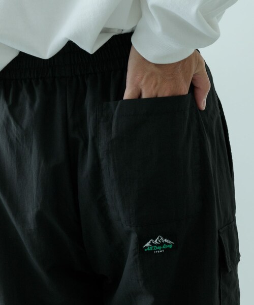 ITEMS URBANRESEARCH(アイテムズ アーバンリサーチ)の「『XLサイズあり』『セットアップ対応』撥水ナイロングログラン裏フリースカーゴ(その他パンツ・メンズ・KHK/BLK/BEG・M/L/XL)」の22枚目の写真