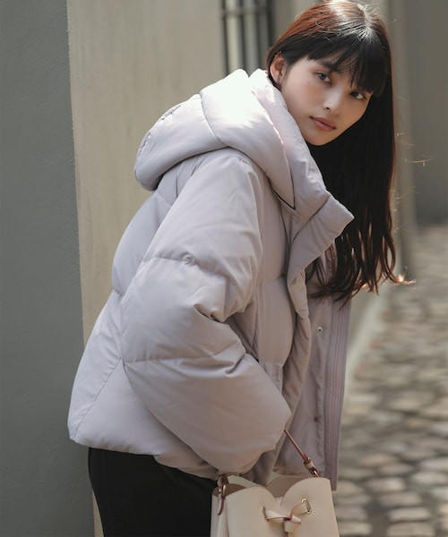 VIS（ビス）の「【アウター総選挙3位】フード取り外し可能軽量ダウンブルゾン/2WAY・撥水加工（ダウンジャケット/コート・レディース・ブラック/オフホワイト/ピンク・L/M）」の13枚目の写真