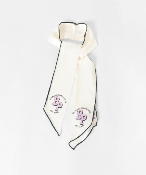 URBAN RESEARCH（アーバンリサーチ）の「BAUM UND PFERDGARTEN　SILK SCARF（バンダナ/スカーフ・レディース・EGRET BP・FREE）」の3枚目の写真