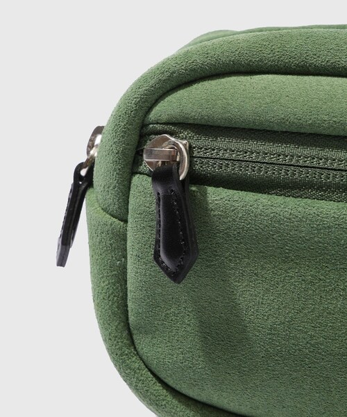 ADAM ET ROPE'（アダムエロペ）の「【URU/ウル】WAIST POUCH B（ボディバッグ/ウエストポーチ・メンズ・グリーン/パープル・F）」の6枚目の写真