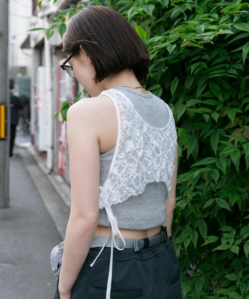 URBAN RESEARCH(アーバンリサーチ)の「TanC TOKYO CRUSHED LACE CROP TANK(その他トップス・レディース・WHITE/BLACK・Free)」の5枚目の写真