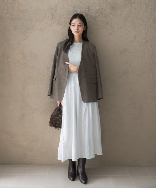 URBAN RESEARCH ROSSO（アーバンリサーチロッソ）の「『一部WEB限定カラー』ニットドッキングワンピース（ワンピース・レディース・OFF×OFF/BLK×BLK/BE×BLK・Free）」の9枚目の写真