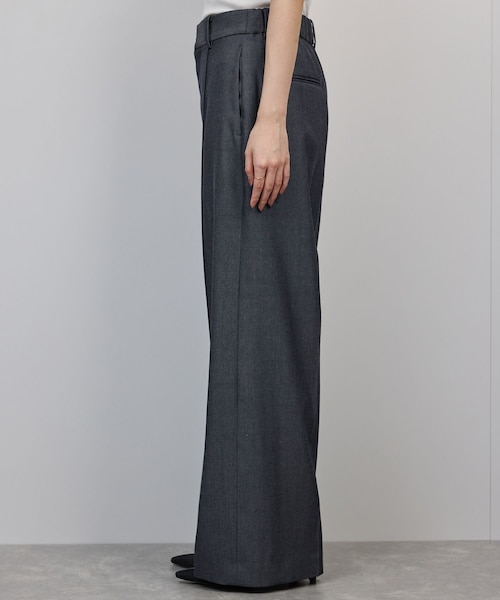 ROPE'（ロペ）の「梳毛ギャバ プリーテッド ワイドパンツ（その他パンツ・レディース・ブラック/ネイビー・36/38）」の16枚目の写真