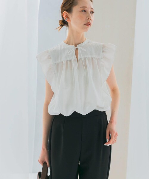 URBAN RESEARCH ROSSO（アーバンリサーチロッソ）の「フリルブラウス（シャツ/ブラウス・レディース・bk print/off/sax・FREE）」の11枚目の写真