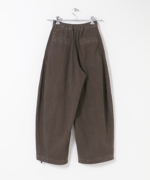 KBF（ケイビーエフ）の「ユーズドライクタックWIDEパンツ（その他パンツ・レディース・IVORY/CHARCOAL/BROWN・36/38）」の15枚目の写真