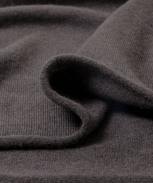 URBAN RESEARCH(アーバンリサーチ)の「Extreme Cashmere BREEZE(タンクトップ・レディース・RAVEN/MUD/GRASS・-)」の10枚目の写真
