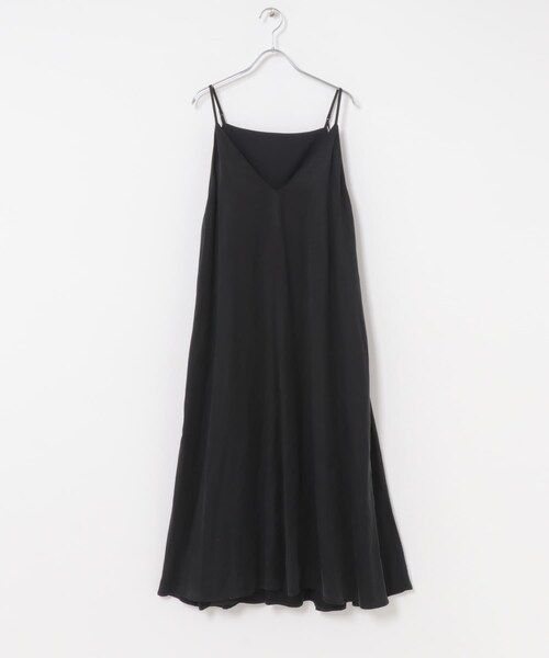 URBAN RESEARCH ROSSO（アーバンリサーチロッソ）の「2WAYキュプラ混キャミワンピース（ワンピース・レディース・LIGHTBEIGE/BLUE/BLACK・Free）」の9枚目の写真