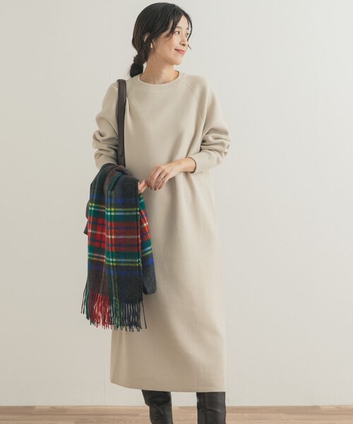 URBAN RESEARCH DOORS(アーバンリサーチドアーズ)の「スウェットライクニットワンピース(ワンピース・レディース・L/BEG/BORDEAUX/CHARCOAL・Free)」の2枚目の写真