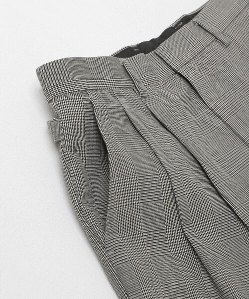 URBAN RESEARCH（アーバンリサーチ）の「new basic　HIGH TWIST WOOL TROUSER（その他パンツ・メンズ・BLACK/CHECK・M/L/XL）」の13枚目の写真